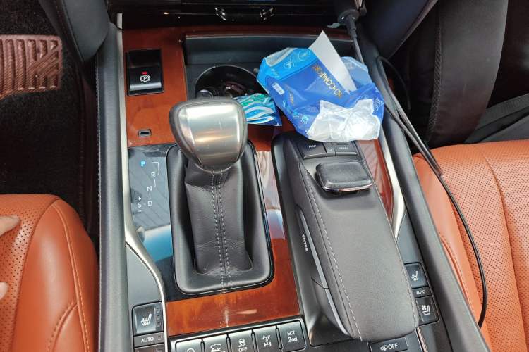 Used Lexus LX 2016 570 Prestige Luxury Edition
