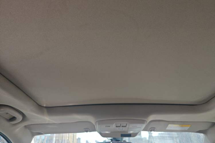 Used Buick Envision 2017 20T Two-Wheel Drive Elite Version Headliner