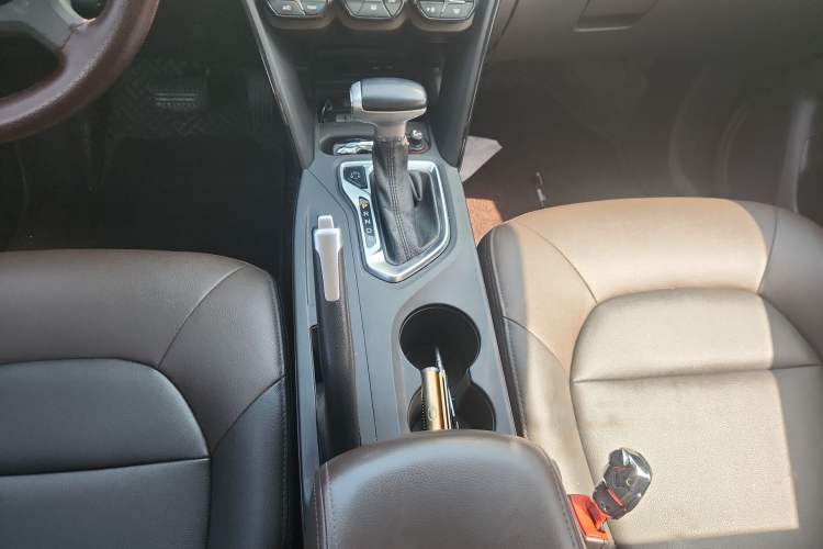 Used GAC Trumpchi GS4 2017 200T G-DCT Two-Wheel Drive Elite Edition
