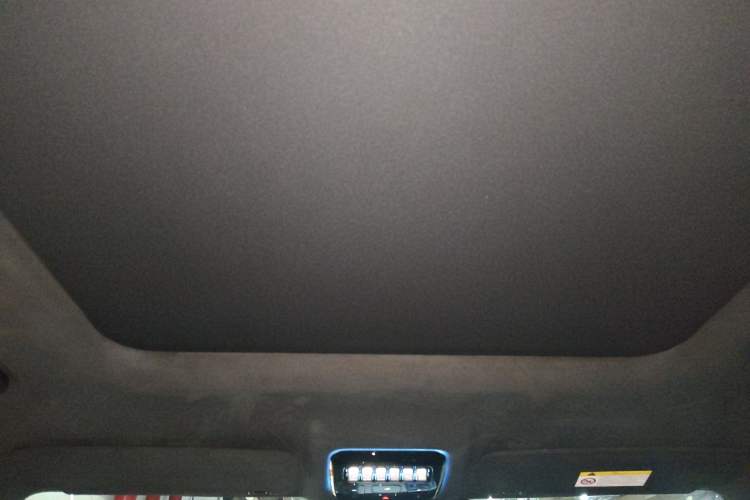 Used Brave warrior M817 2025 Model, Max Headliner