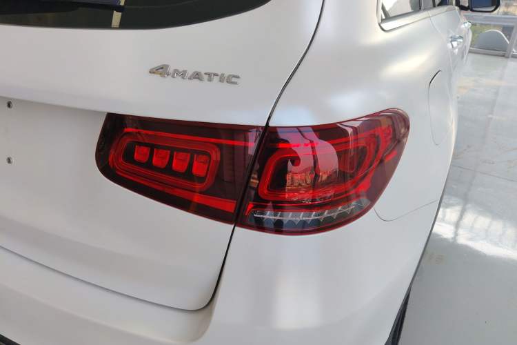 Used Mercedes-Benz GLC 2020 Facelift GLC 260 L 4MATIC Luxury Edition
