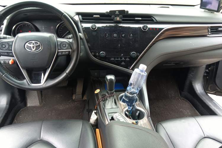 Used Toyota Camry 2019 2.0G Luxury Edition China VI Standard