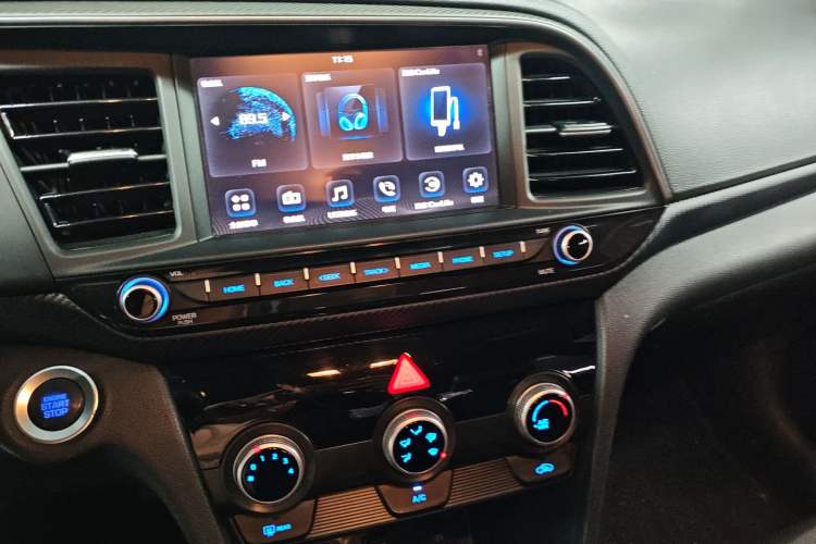 Used Hyundai Elantra (6th Generation / Lingdong) 2020 1.4T Dual-Clutch Xuan Dong · Dynamic Version
