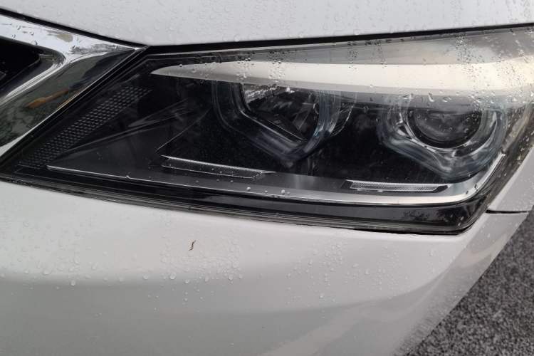 Used CHANGAN Alsvin V7 2015 1.6L Manual Joyful Edition China IV