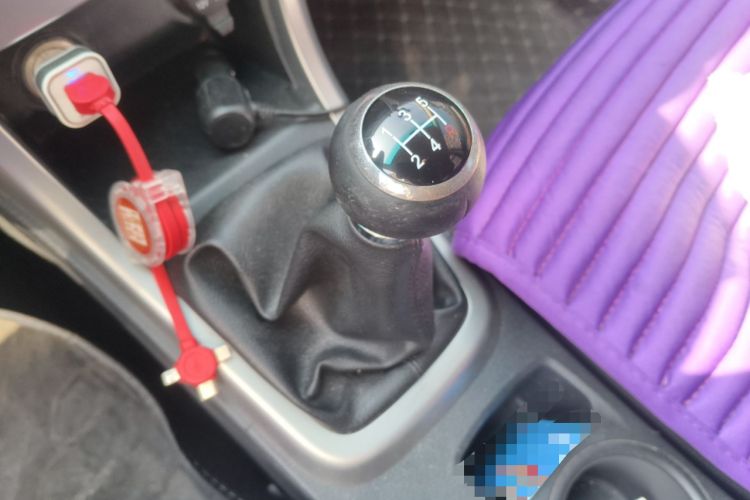 Used BYD F3 2015 Energy-Efficient Model 1.5L Manual Comfort Edition Gear Lever