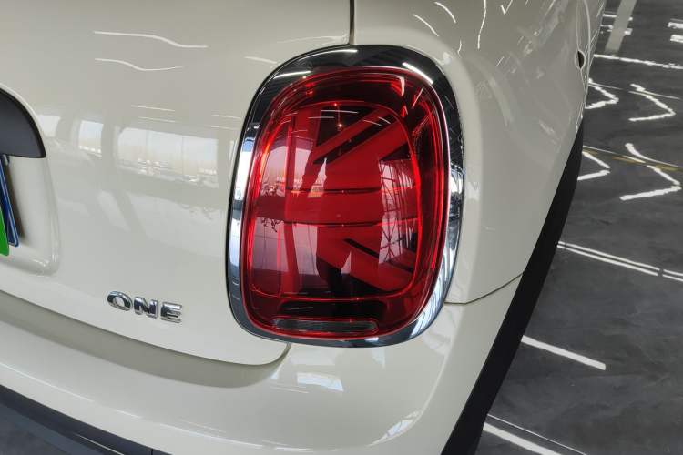 Used MINI 2022 Updated 1.5T ONE