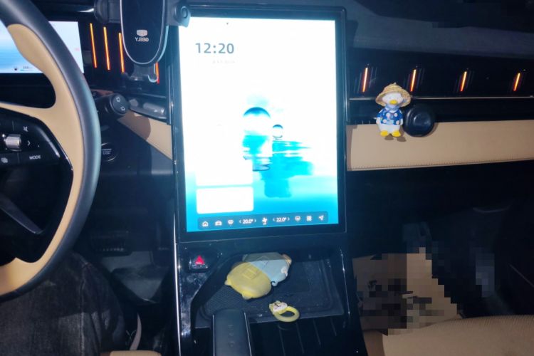 Used Geely Auto FX11 2023 1.5TD DCT Prestige Edition Audio And AC Panel