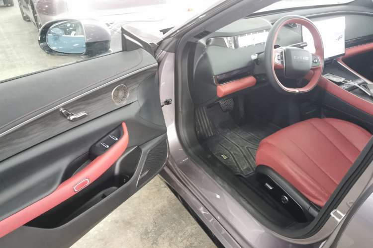 Used EXEED Star Era ES 2025 Extended-Range Max Urban Assisted Driving
