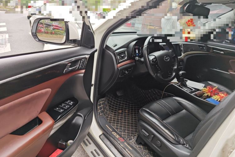 Used GAC Trumpchi GS8 2017 320T Two-Wheel Drive Luxury Smart Connectivity Version (7 Seats)
