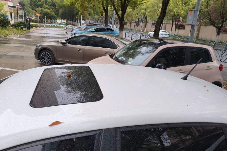 Used Volkswagen Polo 2018 1.5L Automatic Enjoyment Model Roof