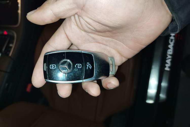 Used Mercedes-Benz Maybach S-Class 2020 S 450 4MATIC Collector's Edition Vehicle Key