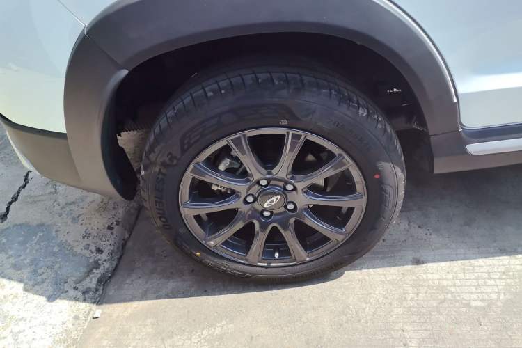 Used Chery Tiggo 3X 2024 1.5L CVT Excellence Edition Right Rear Wheel Hub