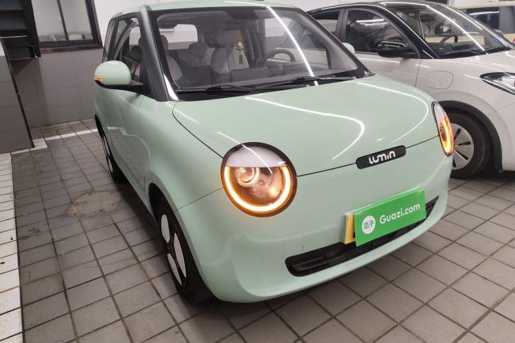 Used CHANGAN NEVO Lumin 2022 155 km – Refreshingly Sweet Edition Front Right 45 Deg