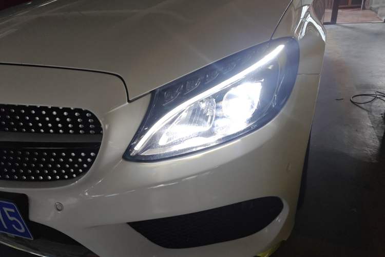 Used Mercedes-Benz C-Class 2018 C 200 Coupe