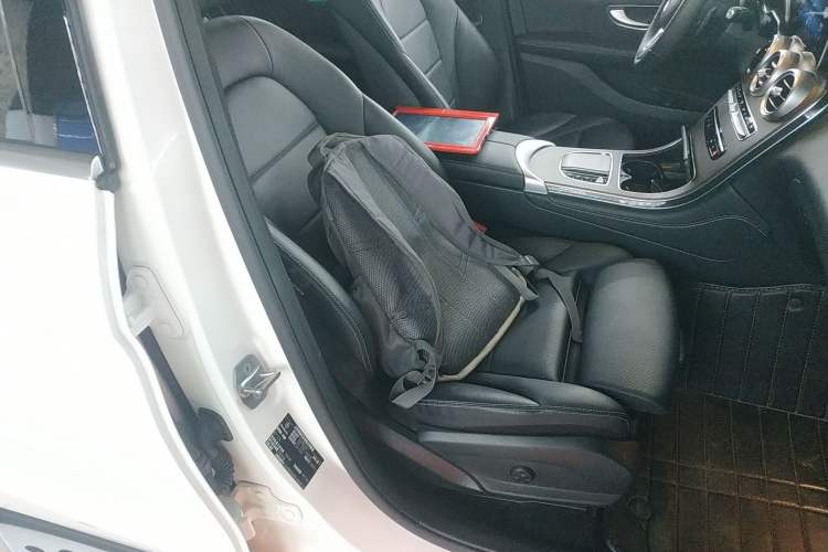 Used Mercedes-Benz GLC 2021 GLC 300 L 4MATIC Dynamic Model Right Front Seat