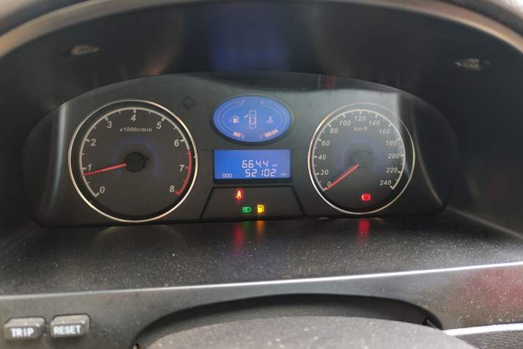 Used Geely Auto Classic Emgrand 2013 Sedan 1.5L Manual Elite Model Instrument Cluster