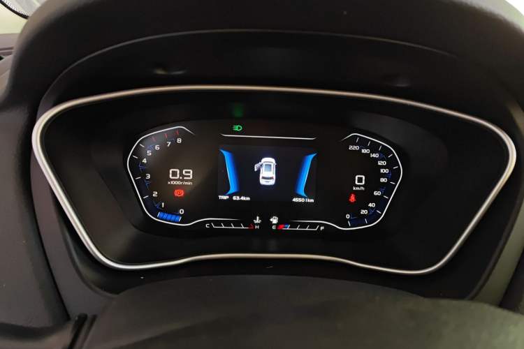 Used Geely Auto Vision X6 2019 1.4T Manual 4G Connect Luxury Model China VI Standard
