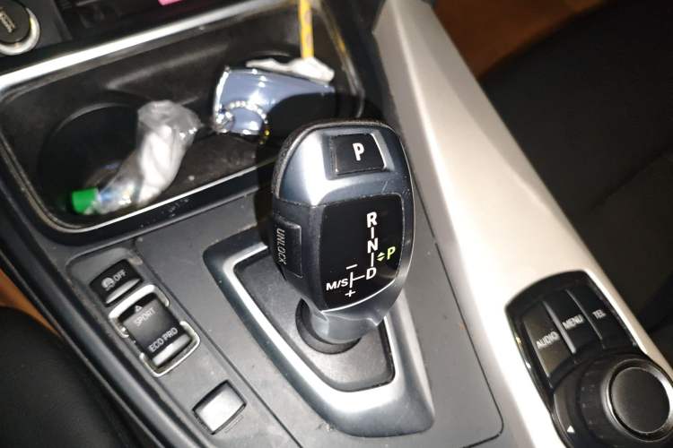 Used BMW 3 Series 2013 320Li Fashion Model
