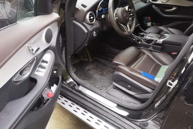 Used Mercedes-Benz GLC 2022 Refreshed GLC 260 L 4MATIC Dynamic Edition Driver Seat