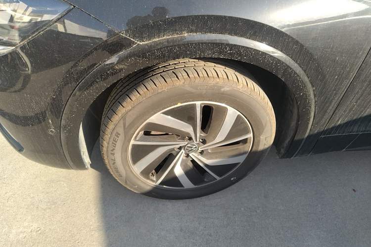 Used Volkswagen Viloran 2024 330TSI Luxury Edition
