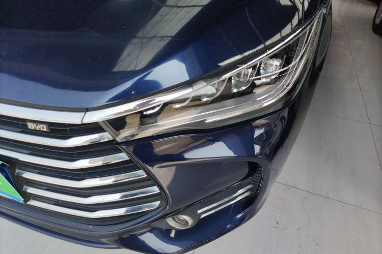 Used BYD Song MAX 2019 1.5T Automatic Smart Connect Ruiyi Sunroof Model 7 Seats China V Emission Standard