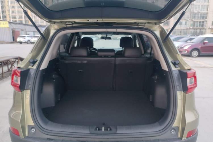 Used Changan CS75 2015 1.8T Automatic 4x4 Elite Model China V Standard
