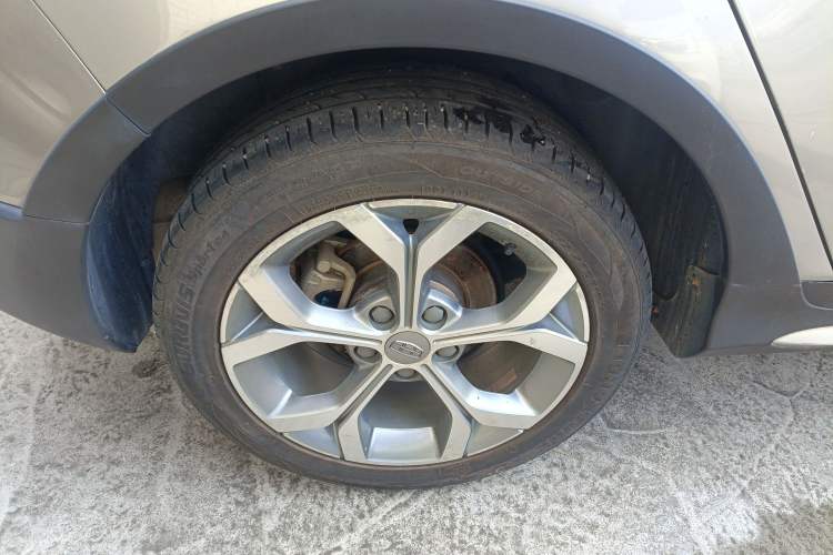 Used Geely Auto Vision S1 2018 1.4T CVT FENGXING Model
