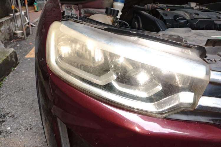 Used Citroen C3-XR 2015 1.6L Automatic Fashion Model Right Front Headlight