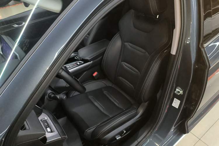 Used Geely Auto Preface 2021 2.0TD Luxury+ Version Left Front Seat