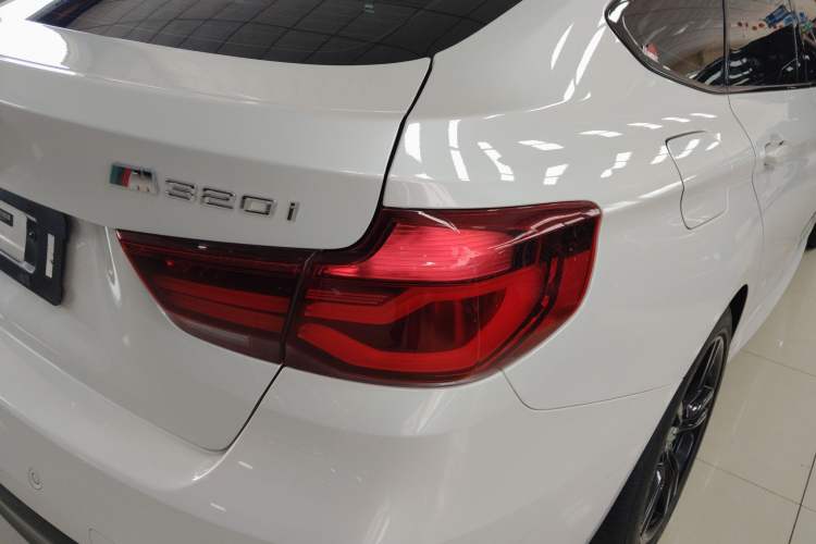 Used BMW 3 Series GT 2019 320i M Sport Night Edition Right Rear Taillight