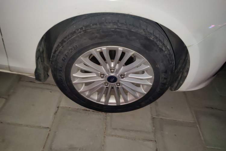 Used Ford Escort 2015 1.5L Manual Comfort Model