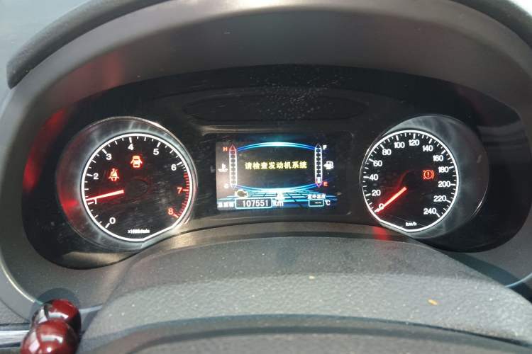 Used BYD Surui 2015 Revised Version 1.5L Manual Luxury Edition
