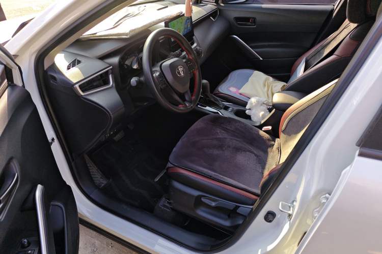 Used Toyota Corolla Cross 2023 2.0L Pioneer Edition
