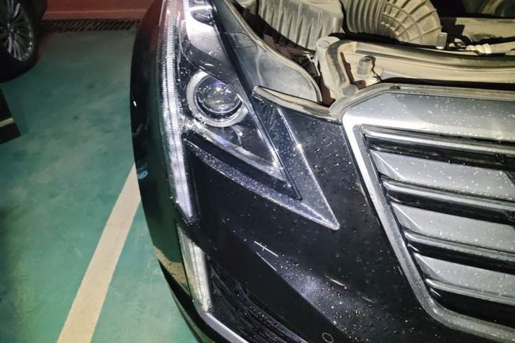 Used Cadillac XT5 2018 28E Four-Wheel Drive Tech Version