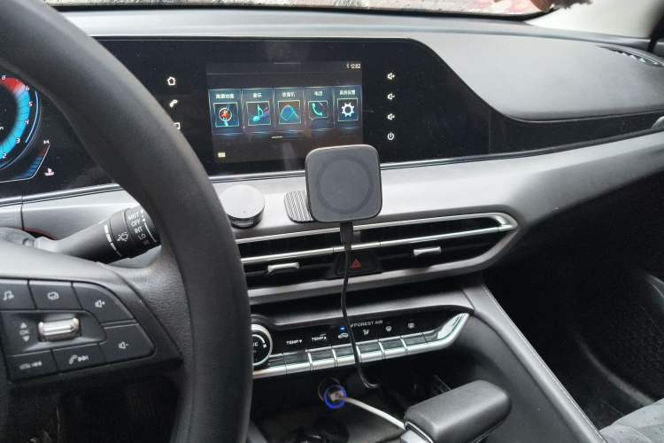 Used CHANGAN Eado 2022 PLUS 1.6L GDI CVT Elite Model
