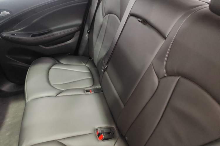 Used Buick Envision 2020 20T Two-Wheel Drive Elite Version Left Rear Seat