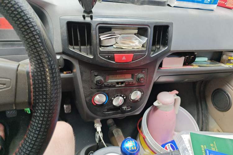 Used BAIC Weiwang 306 2011 1.3L base model 7 seats
