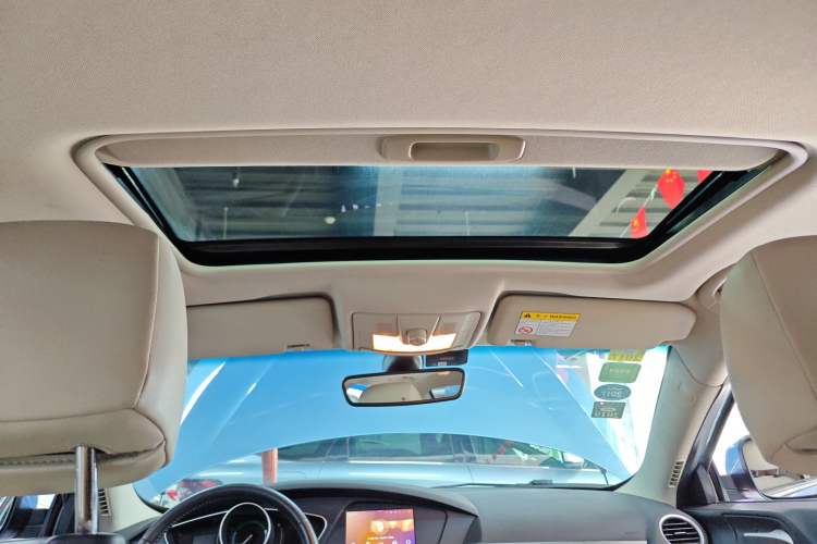 Used Roewe e550 2016 Flagship Edition