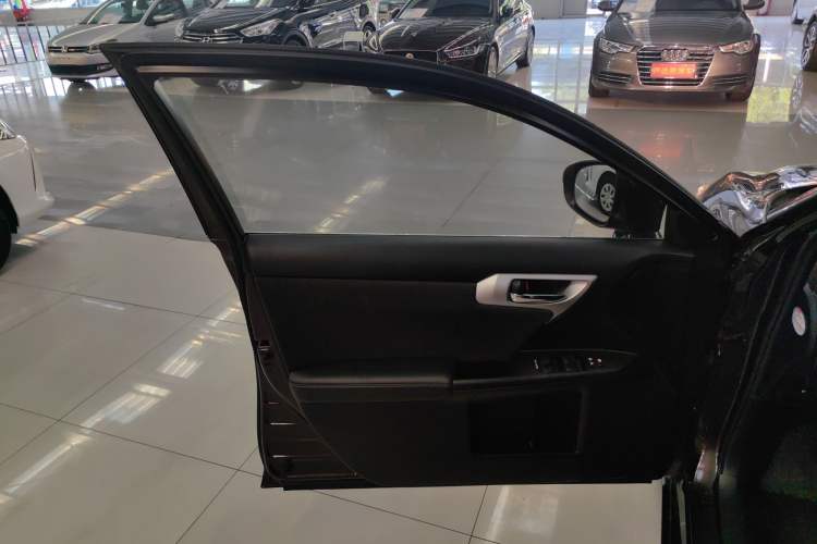 Used Lexus CT 2013 CT200h Comfort Edition
