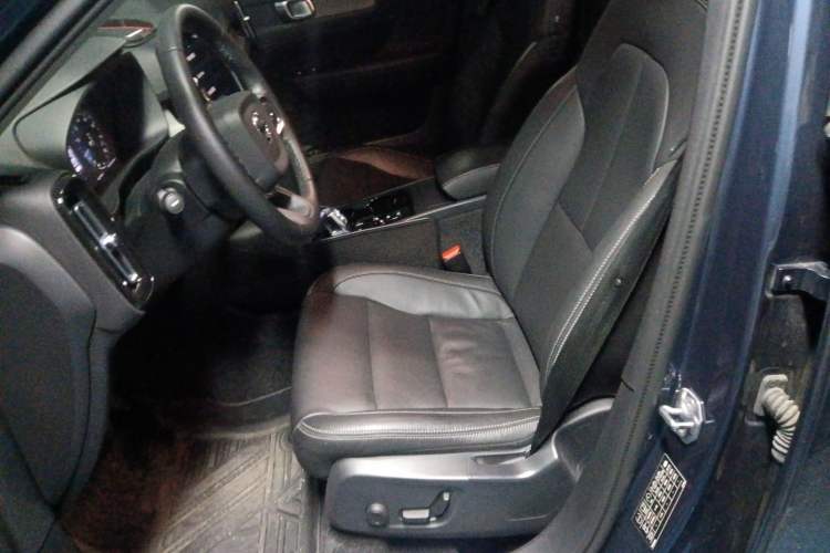 Used Volvo XC40 2022 T4 Four-Wheel Drive Smart & Luxurious Edition
