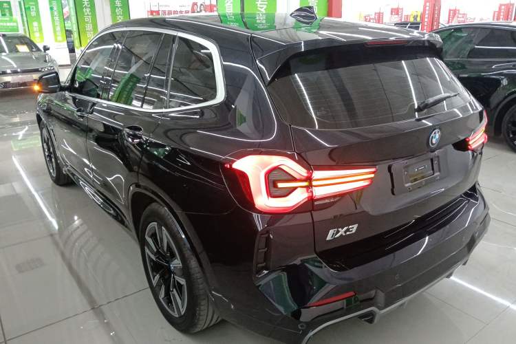 Used BMW iX3 2024 Leading Model
