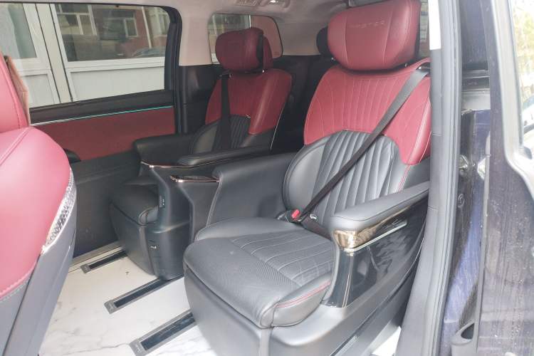 Used GAC Trumpchi E9 2023 E9 Master Model Left Rear Seat