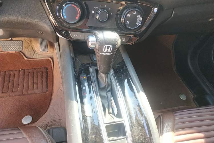 Used Honda Vezel 2020 1.5L CVT Pioneer Edition
