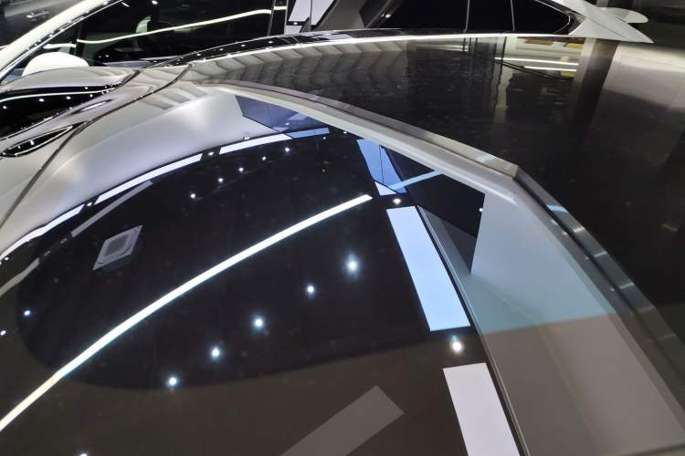 Used Xiaomi Auto SU7 2024 Four-Wheel Drive Ultra-Long Range Advanced Intelligent Driving Max Edition
