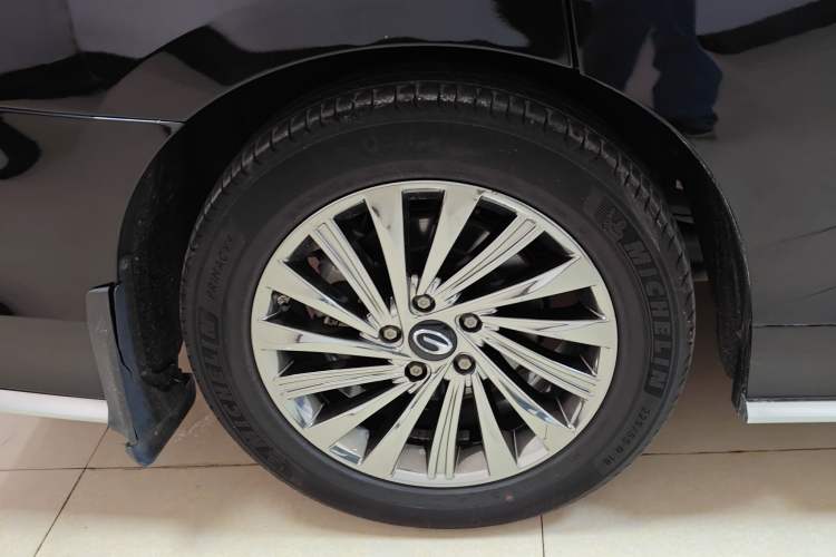 Used GAC Trumpchi M8 2021 Master Series 390T Ultimate Edition Right Rear Wheel Hub