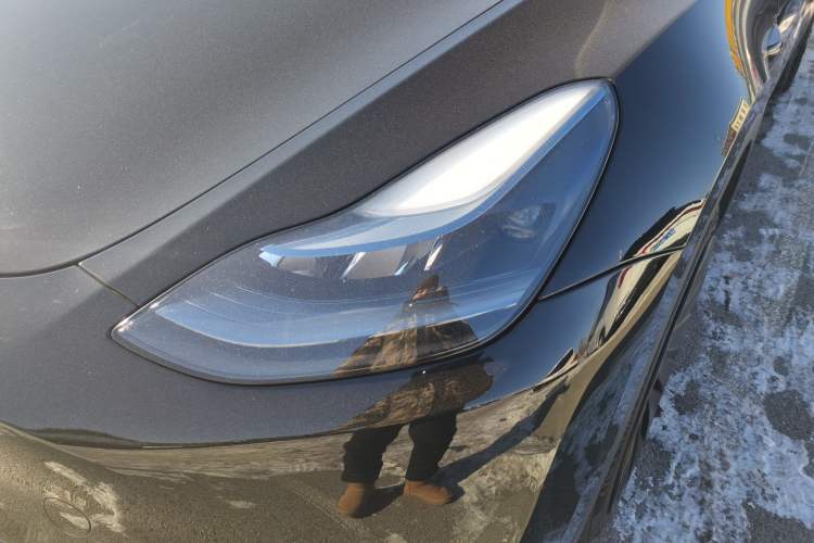 Used Tesla Model Y 2023 Long-Range All-Wheel-Drive Version