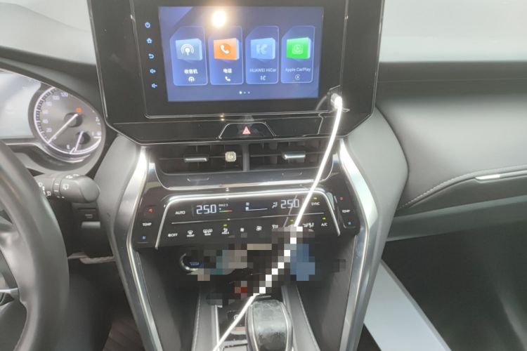 Used Toyota Harrier 2022 2.0L CVT Two-Wheel Drive Luxury Edition
