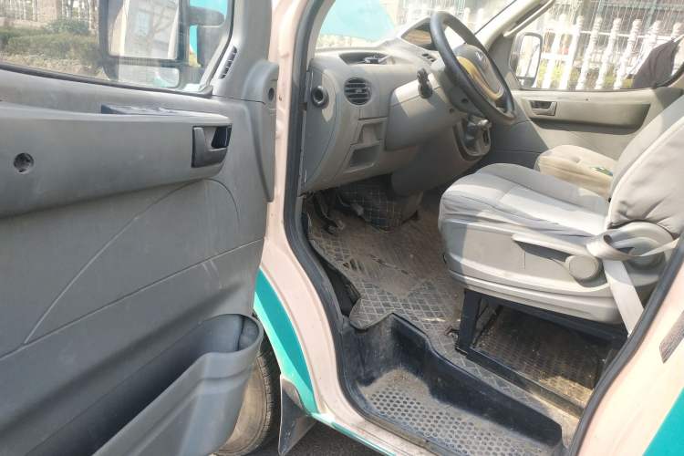 Used SAIC MAXUS Xintu V80 