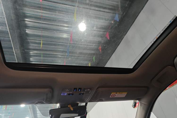 Used Toyota Highlander 2018 2.0T Four-Wheel Drive Luxury Version 7 Seats China VI Standard
