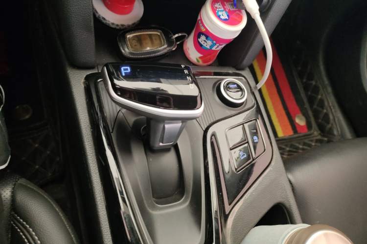 Used Hyundai ix35 2021 2.0L Automatic 2WD GLS Leading Edition Gear Lever